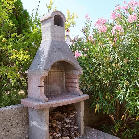 1 Bedroom Gorgeous In *